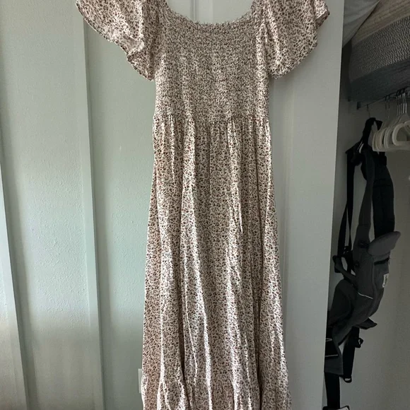 MATERNITY Floral Maxi Dress with Flutter Sleeves - Picture 2 of 3